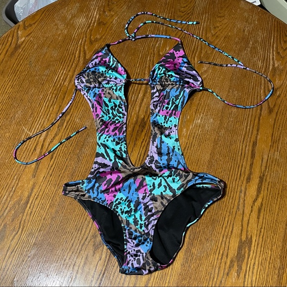 Victoria's Secret Other - Victoria’s Secret One Piece Cheetah Print Swimsuit